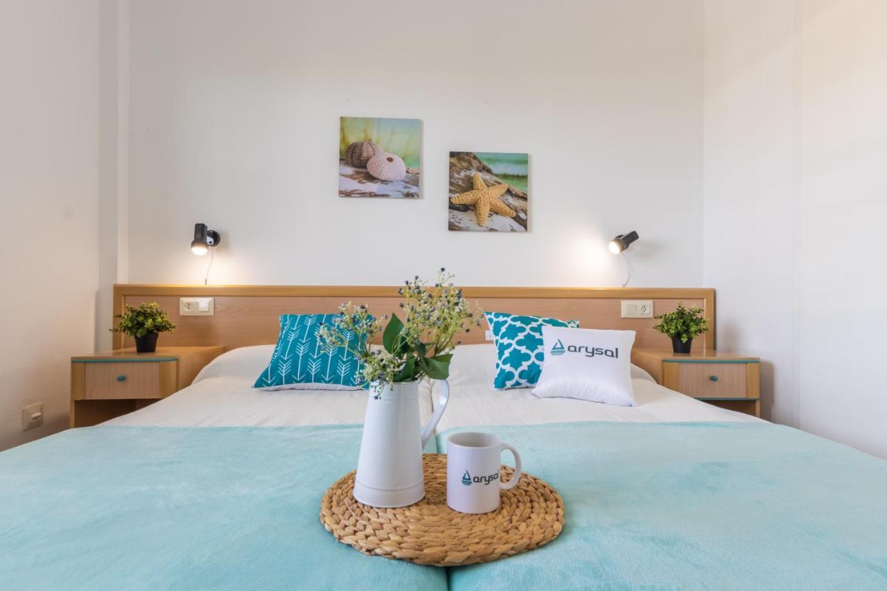 Apartamentos Riviera Arysal Salou Buitenkant foto