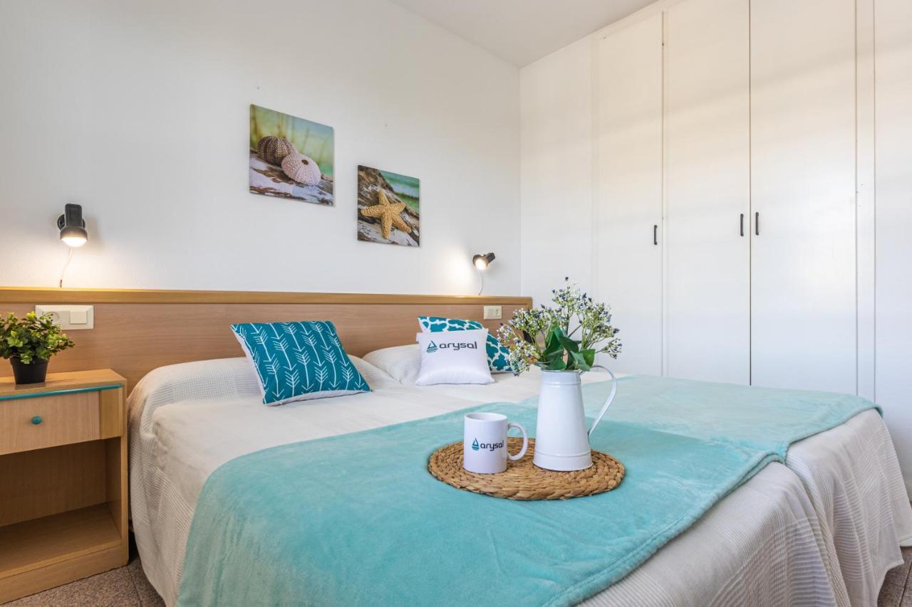 Apartamentos Riviera Arysal Salou Buitenkant foto